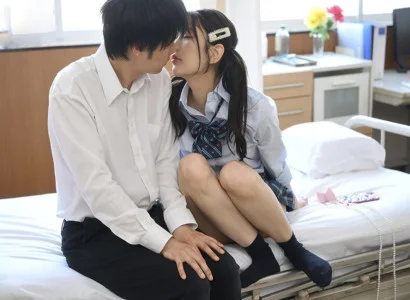 Nam sinh yếu đuối được khoa khôi địt giữa lớp